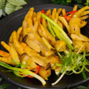 Chân Gà Hấp Hành